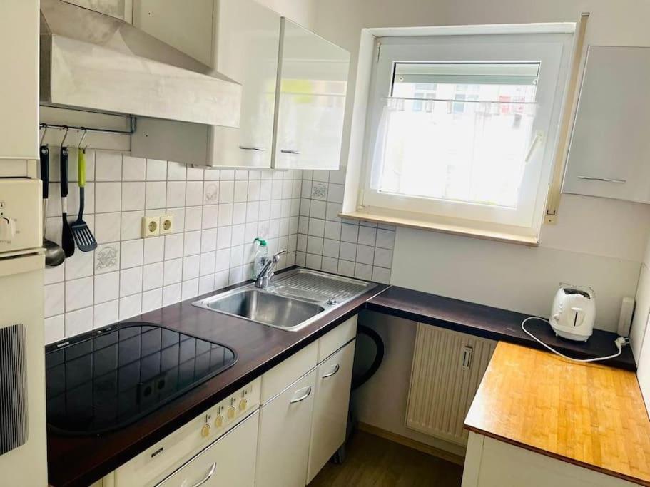 Sonniges Apartment In Ruhiger Und Zentraler Lage Pforzheim Esterno foto